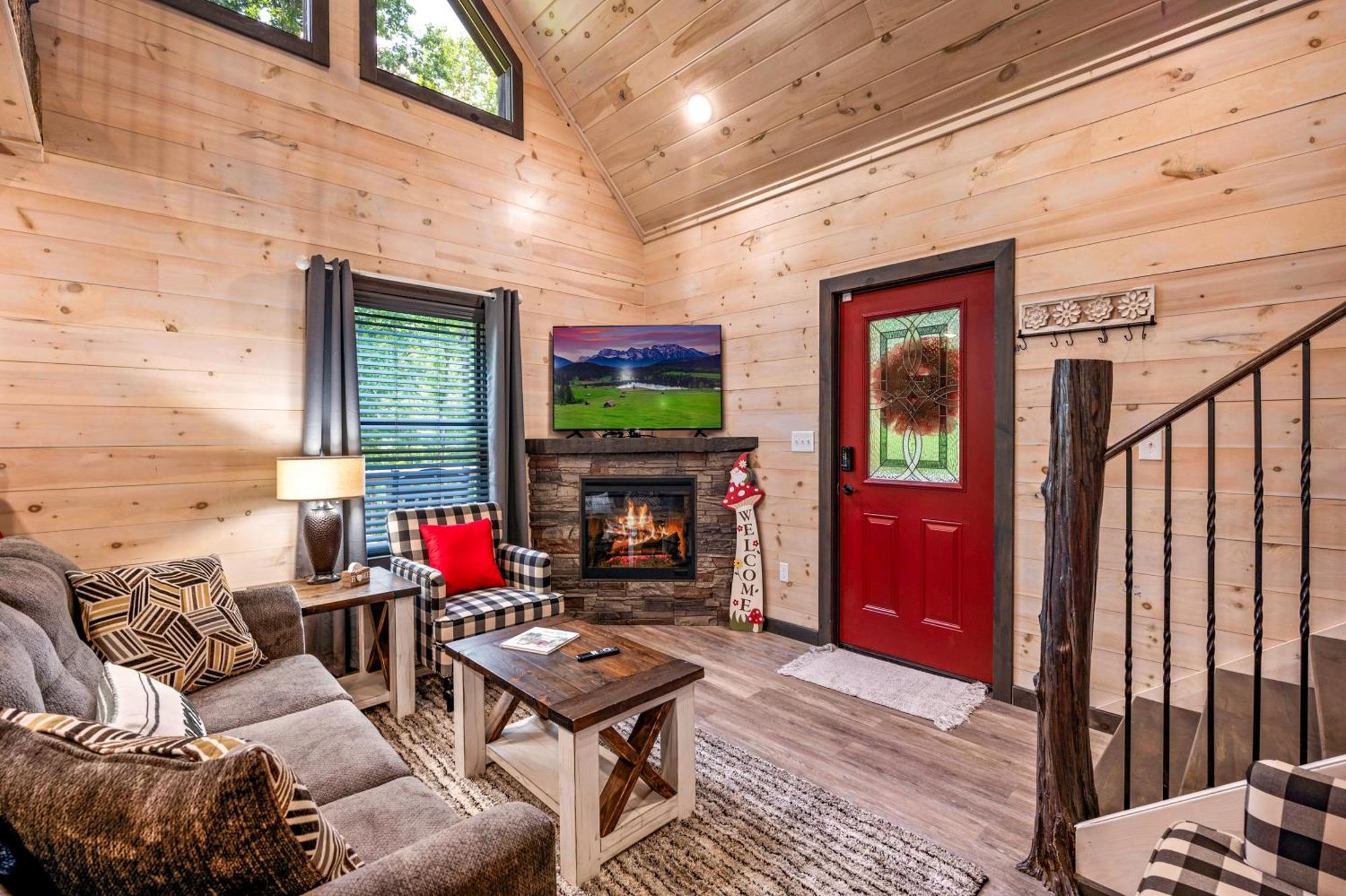 Lil Cabin In The Cove! Mtn Views, Theater, Hot Tub, Games, King Beds, Prime Location! セバービル エクステリア 写真