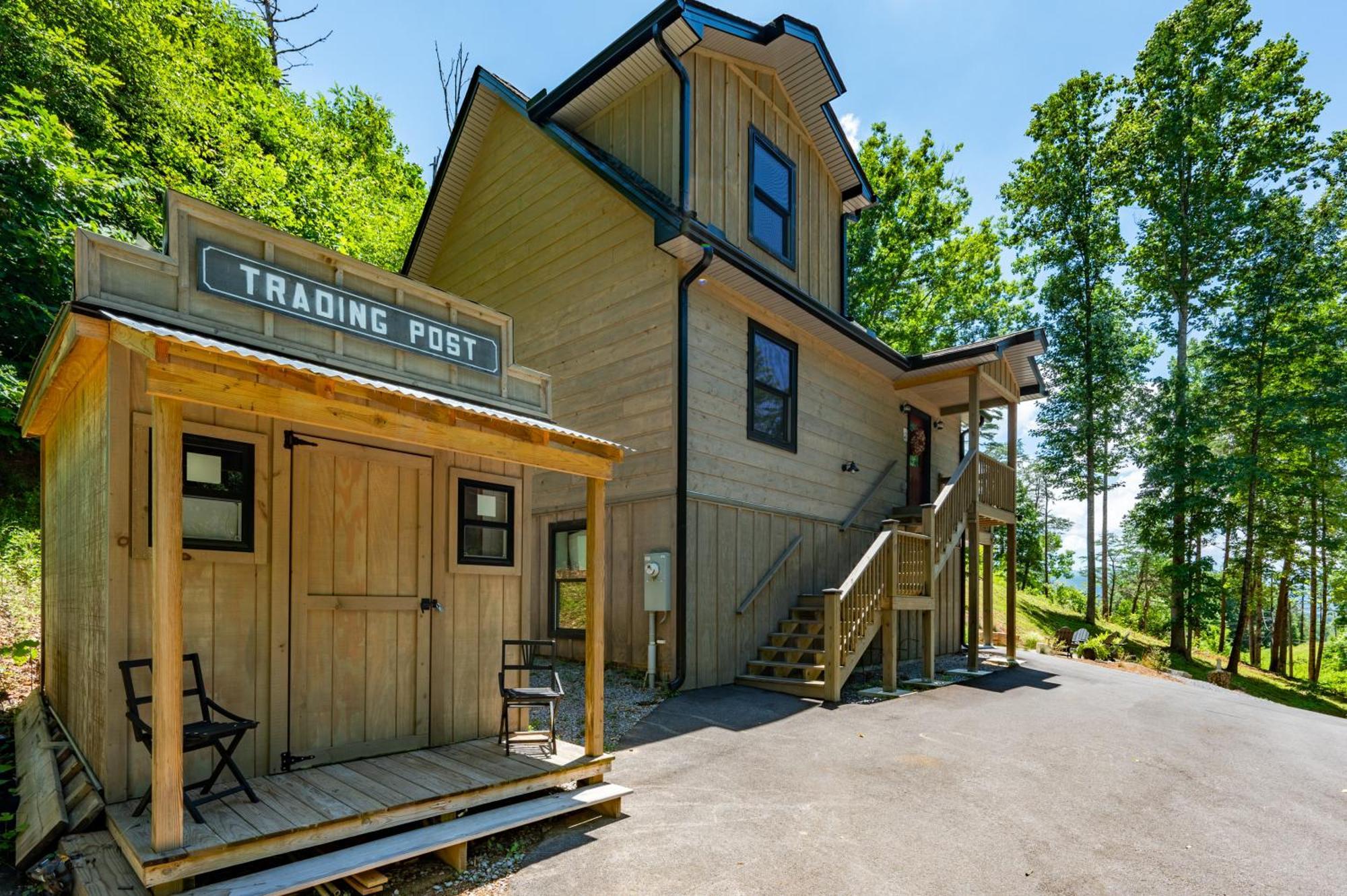 Lil Cabin In The Cove! Mtn Views, Theater, Hot Tub, Games, King Beds, Prime Location! セバービル エクステリア 写真